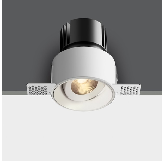 Reguliuojamas Įleidžiamas LED šviestuvas 6,5W CCT IP54 11107BT/W/V