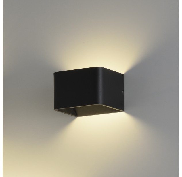 Sieninis šviestuvas „Icon“ 16/3089-10, tekstūruotas juodas, LED 8,5 W, 890 lm, CRI90, II klasė, integruotas LED, 2700 K–3000 K–4000 K, slankusis jungiklis, dimeriavimas. DALI/Push, ON-DEMAND **