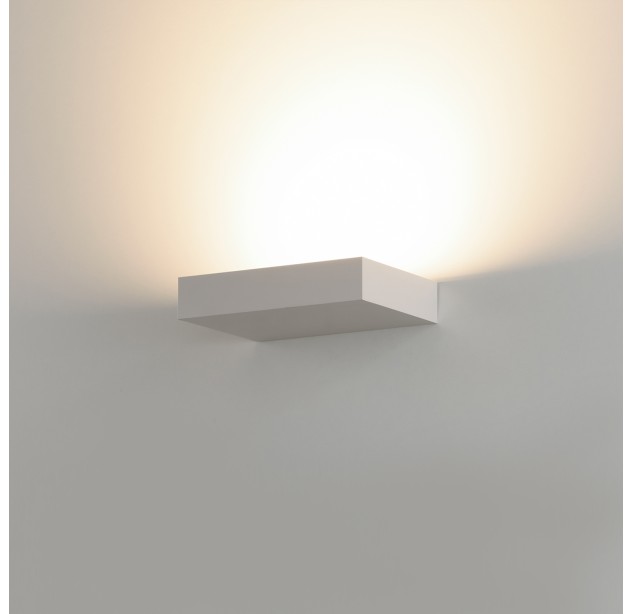 Mūrinės sienos lempa 16/3972-20 Tekstūruota balta, LED 20 W 2380 lm, CRI90 CL.I, integruota LED, 2700 K–3000 K–4000 K slankusis jungiklis, dim. triakas, mikroprizminis difuzorius, ON-DEMAND **