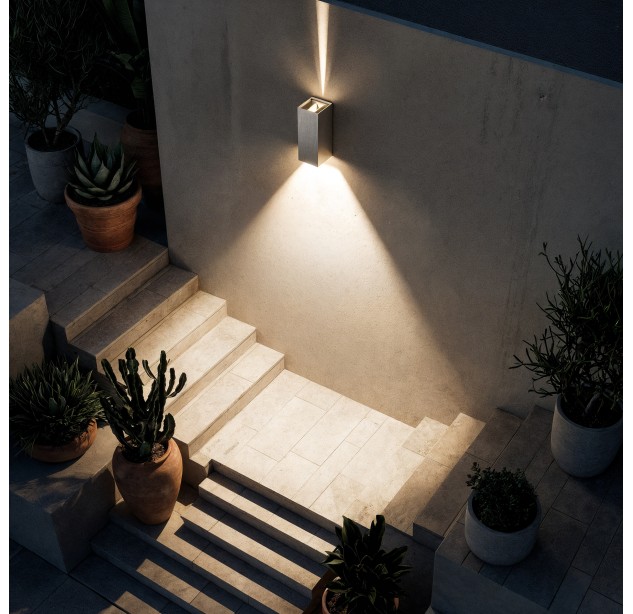 Lumo sieninis šviestuvas 16/4006 Tech Gold, LED 2x5,5 W, 1060 lm, CRI 90, CL.I, IP65, 2700–3000 K, slankusis jungiklis, MULTI-PACK