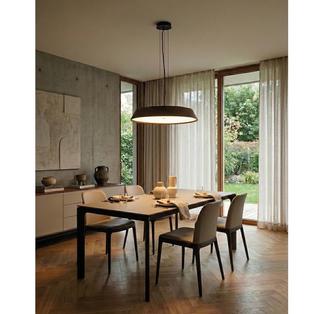 Cora pakabinamas šviestuvas %D8610mm riešutmedžio/tekstūruotos juodos spalvos, LED 50 W 4750 lm, CRI90 CL.I, Kelvinas 2700 K–3000 K, slankusis jungiklis, dimerizatorius, ON-DEMAND **
