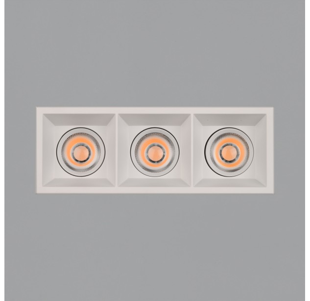 Move Recessed 3984/8 Cuadrado Textured White, LED COB 3x12W 3915lm, CRI90 CL.II IP44/IP20, Kelvin 2700K-3000K Slankusis jungiklis, MULTI-PACK