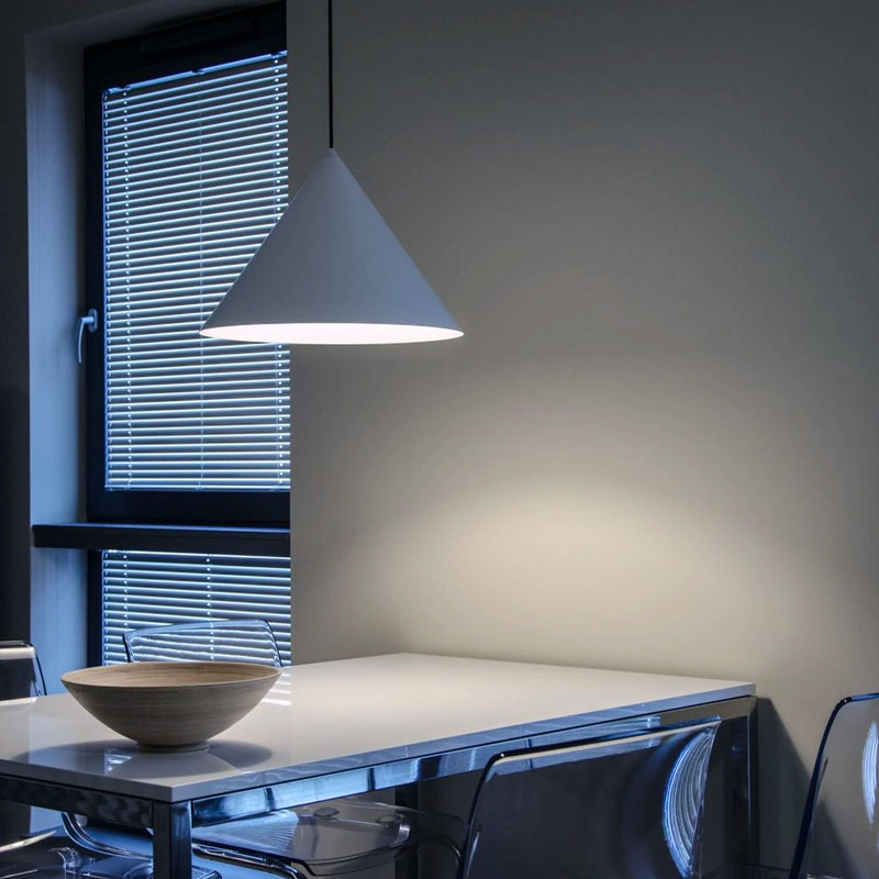 Pakabinamas šviestuvas KONKO LIGHT 23 CM